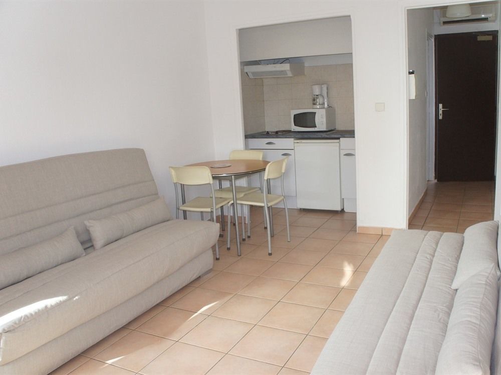 Residence Meublee Studiotel Cagnes-sur-Mer Zewnętrze zdjęcie