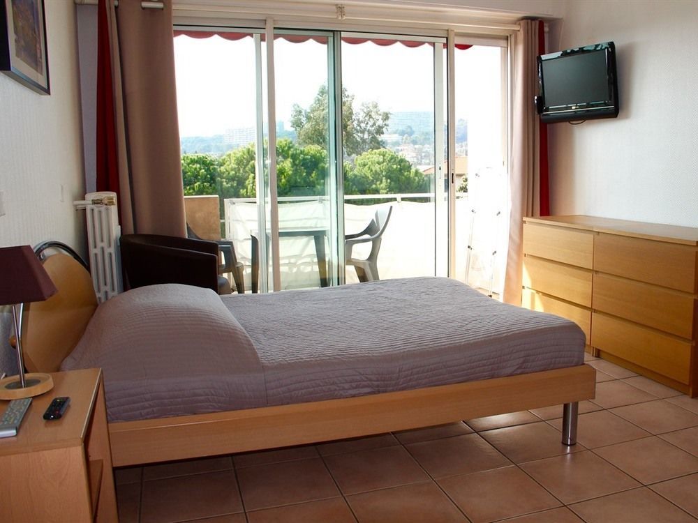 Residence Meublee Studiotel Cagnes-sur-Mer Zewnętrze zdjęcie